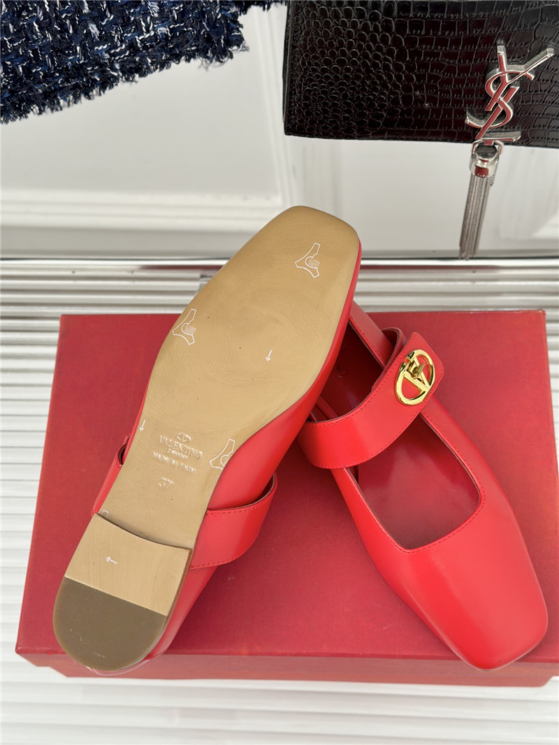 Va1e*ntin0 metal v buckle mary jane shoes replica designer shoes