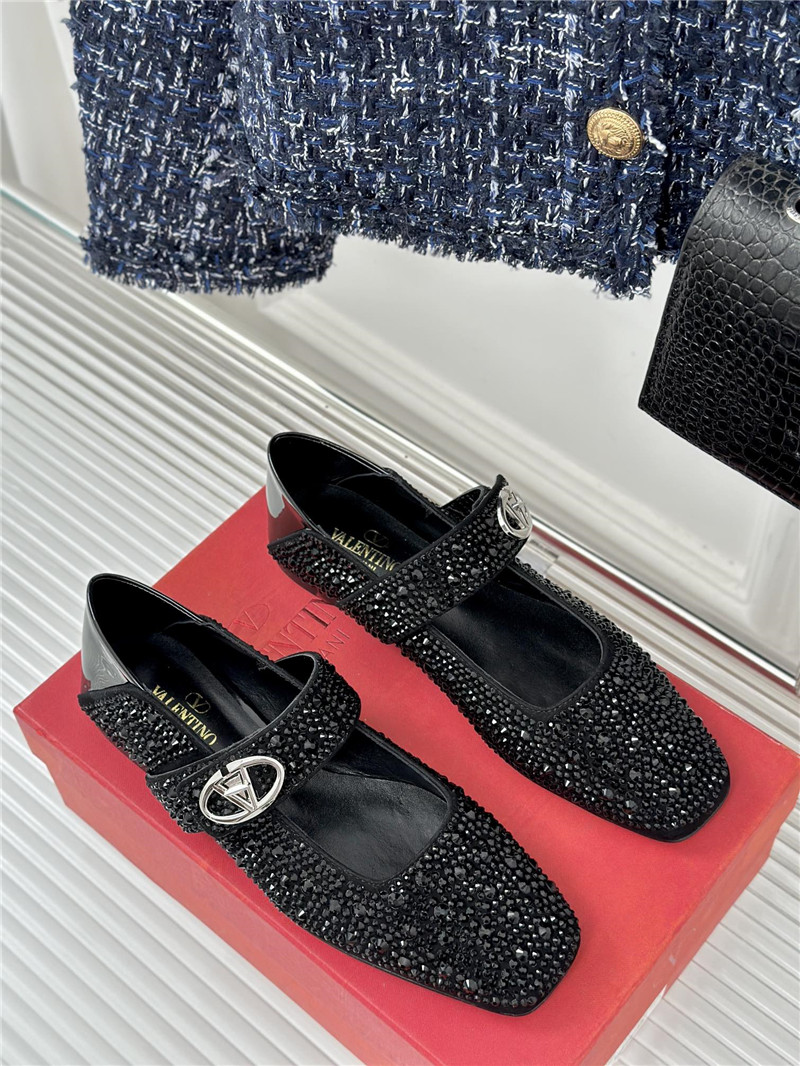 Va1e*ntin0 metal v buckle mary jane shoes replica designer shoes