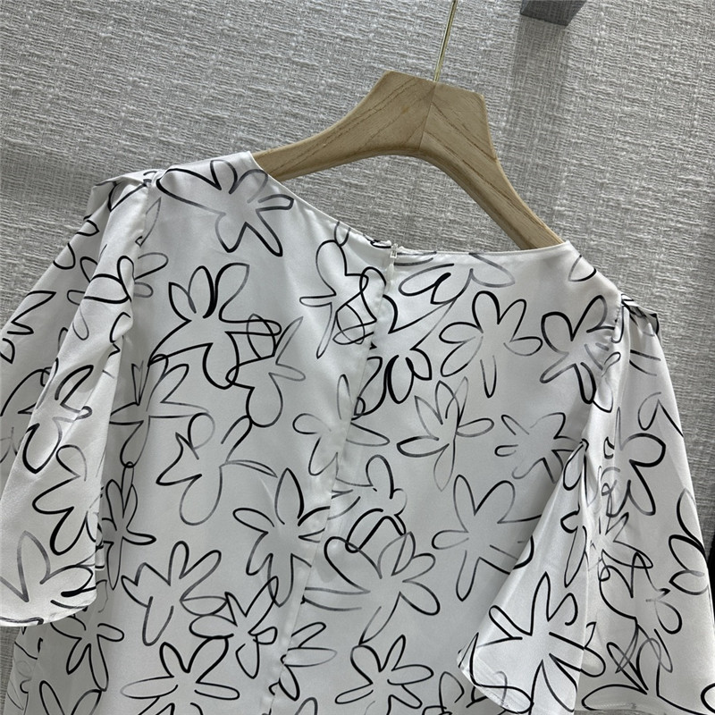 Chloé elegant floral graffiti print silk shirt replica clothing sites