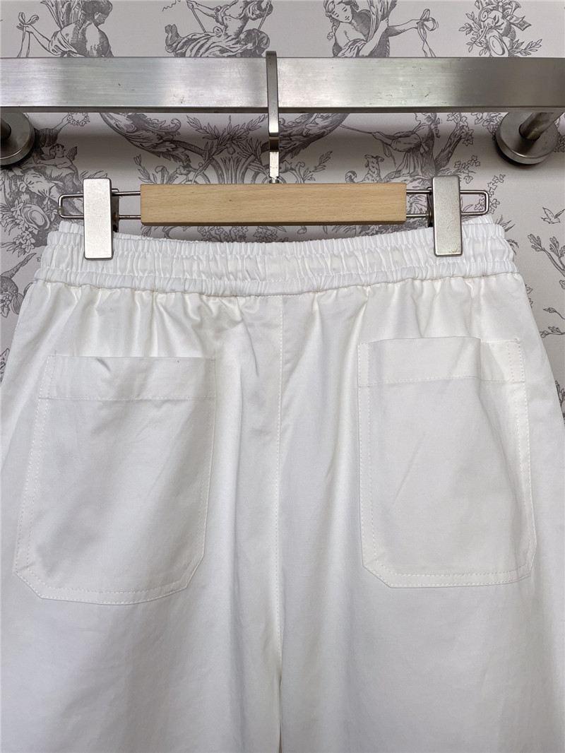 Va1e*ntin0 all-in-one letter embroidered shorts replica clothes