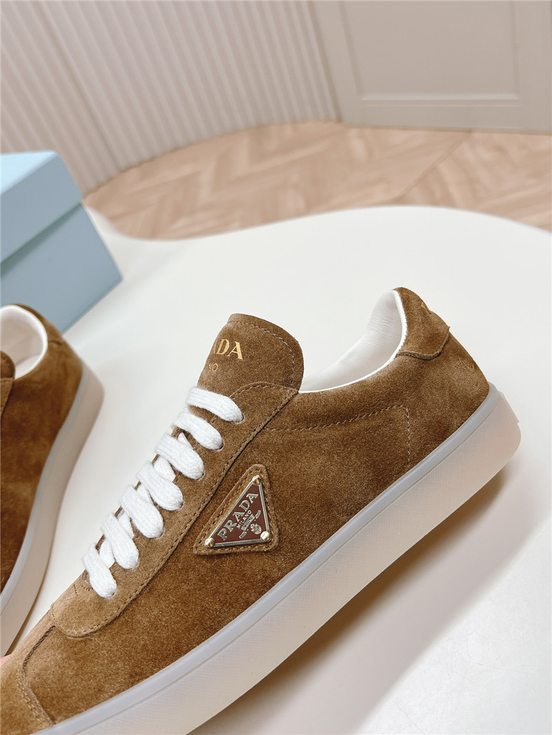 Pra*a women’s low top sneakers