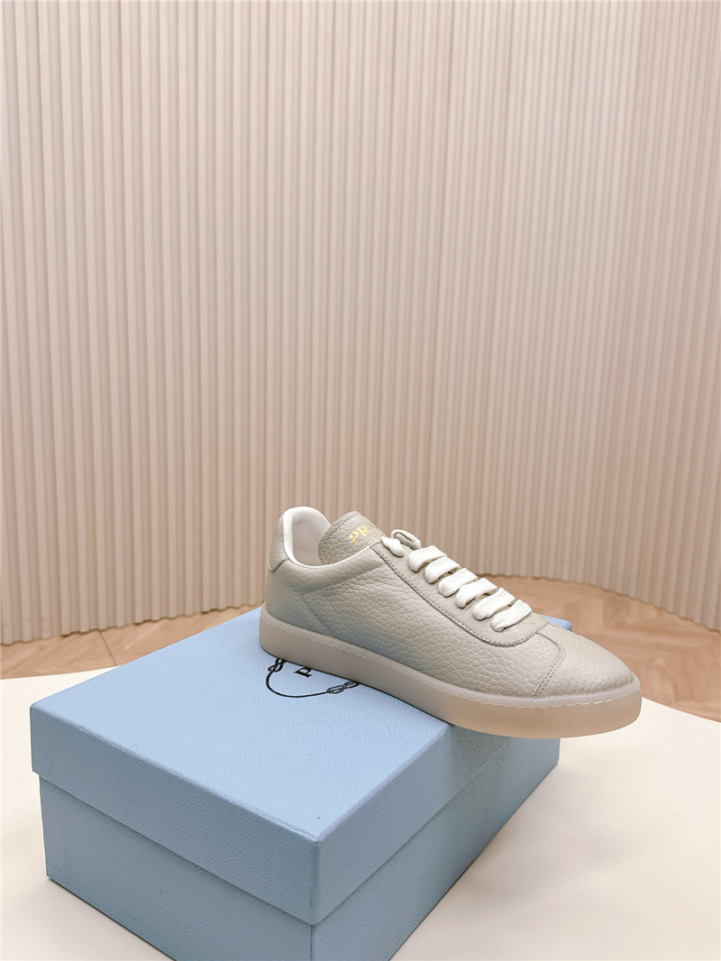 Pra*a gray leather low-top sneakers for women
