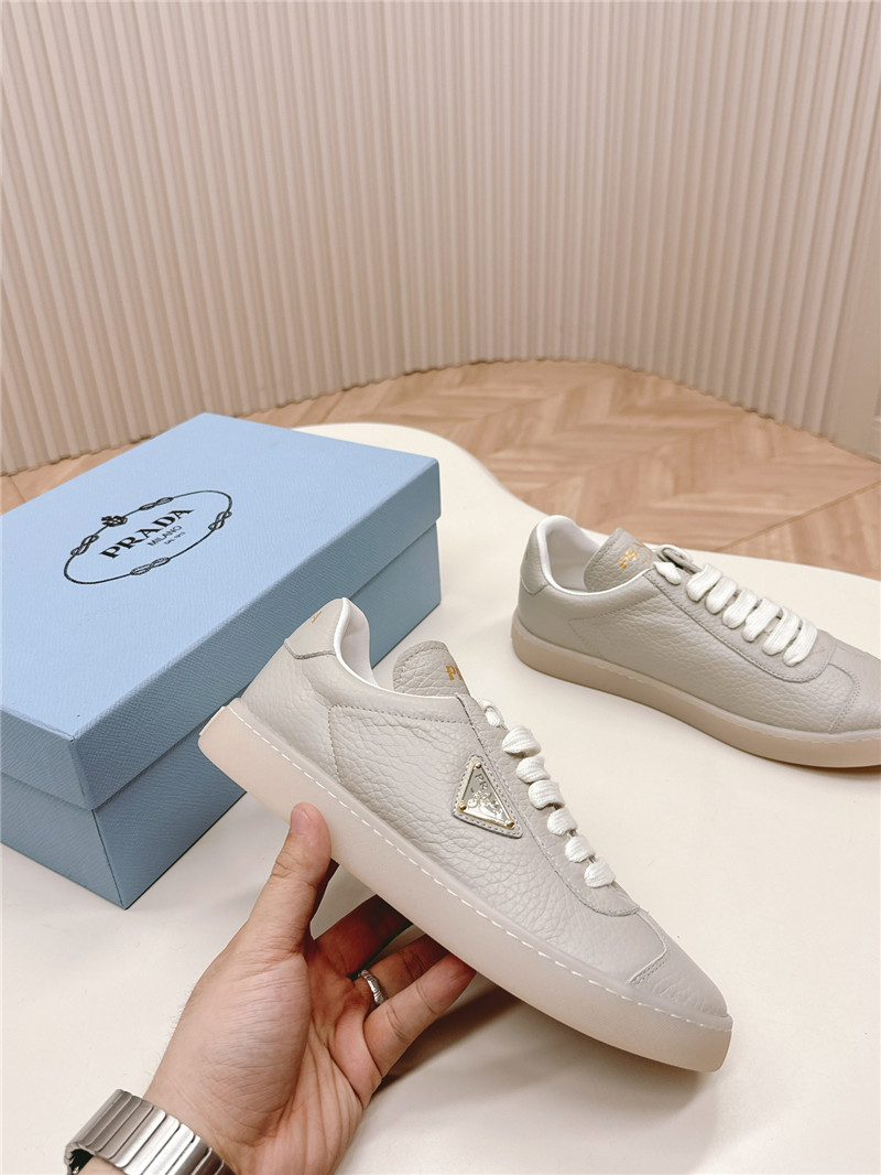 Pra*a gray leather low-top sneakers for women