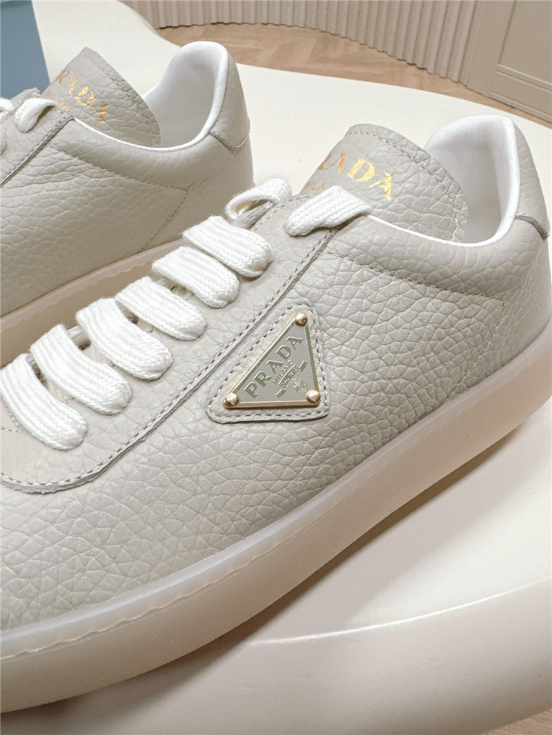 Pra*a gray leather low-top sneakers for women