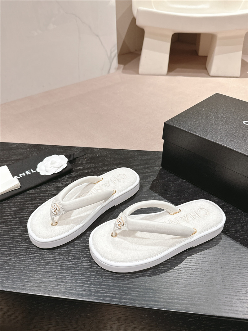 ch**el flip flops ma1s0n Marg*e1a replica shoes