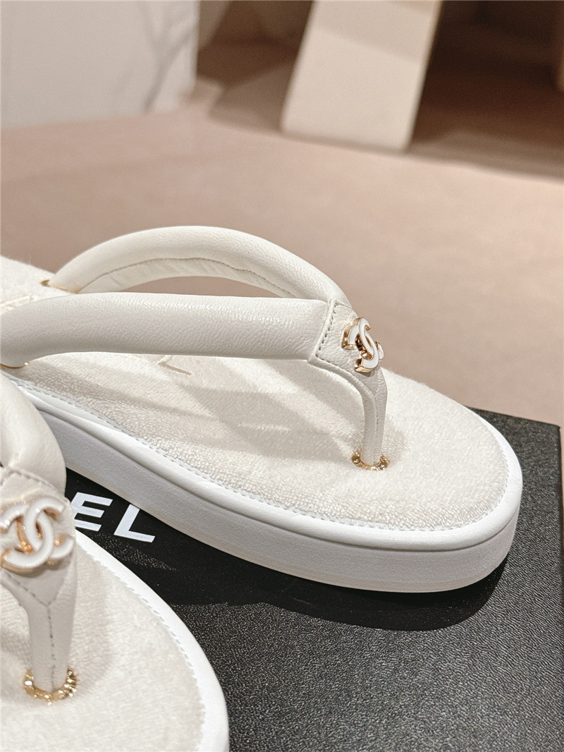 ch**el flip flops ma1s0n Marg*e1a replica shoes