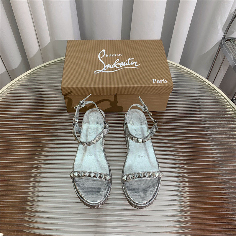 Chr1st1an louboutin classic studded sandals