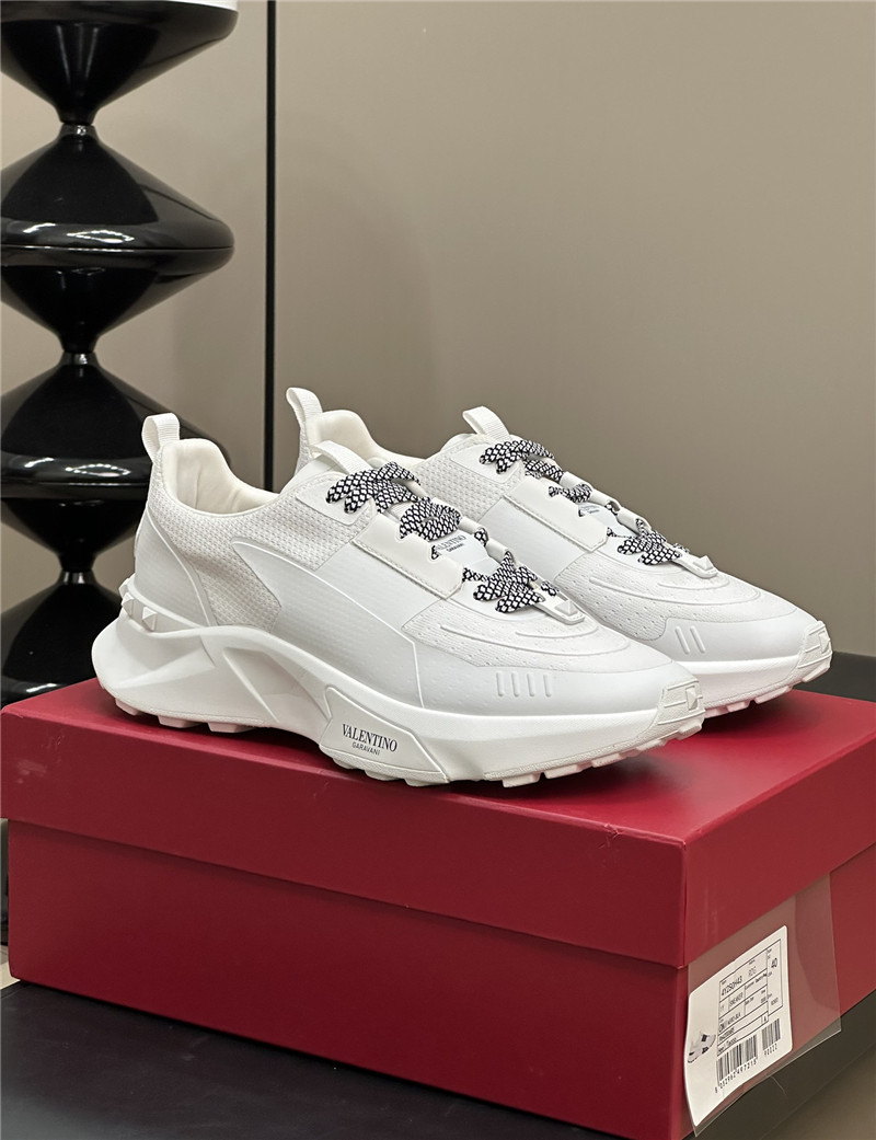 Va1e*ntin0 garavani true act sneakers