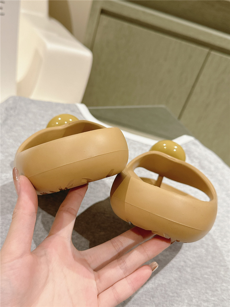 l0ew* bread slippers ma1s0n Marg*e1a replica shoes