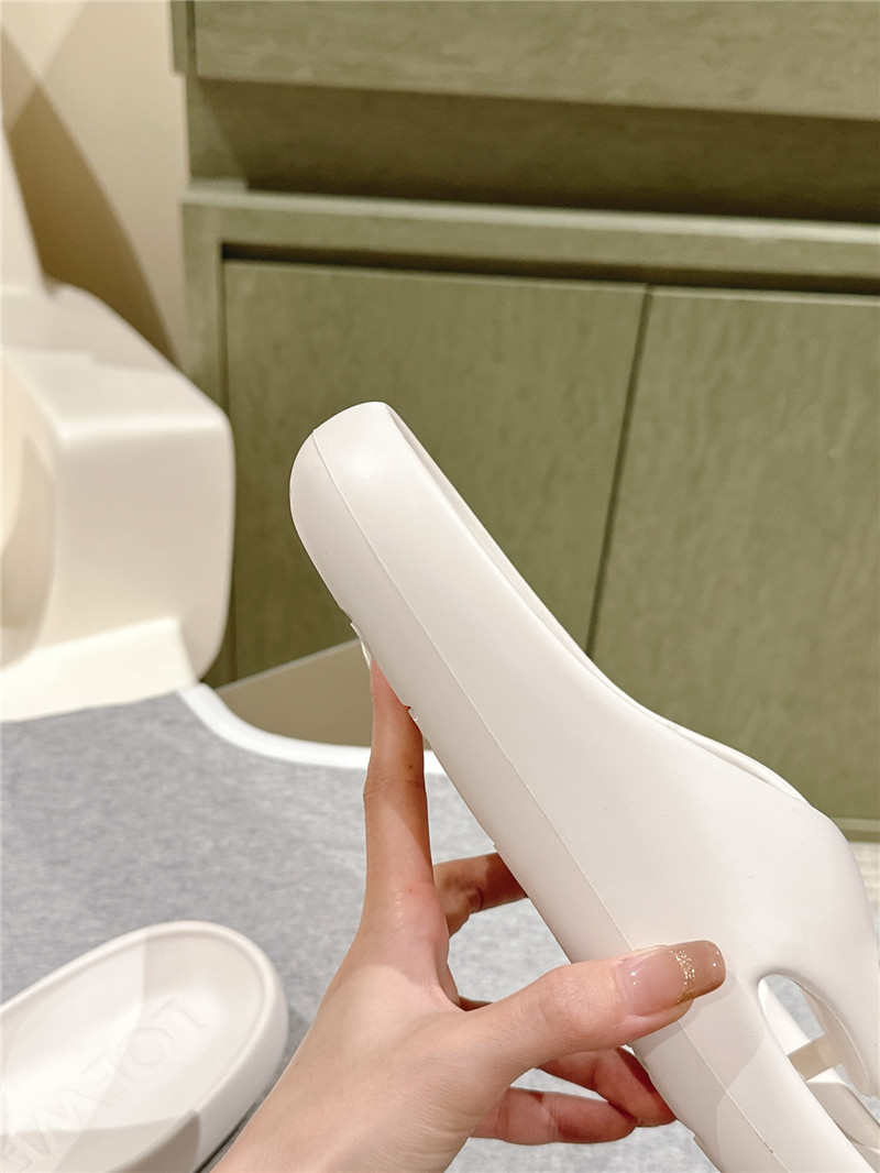 l0ew* bread slippers ma1s0n Marg*e1a replica shoes