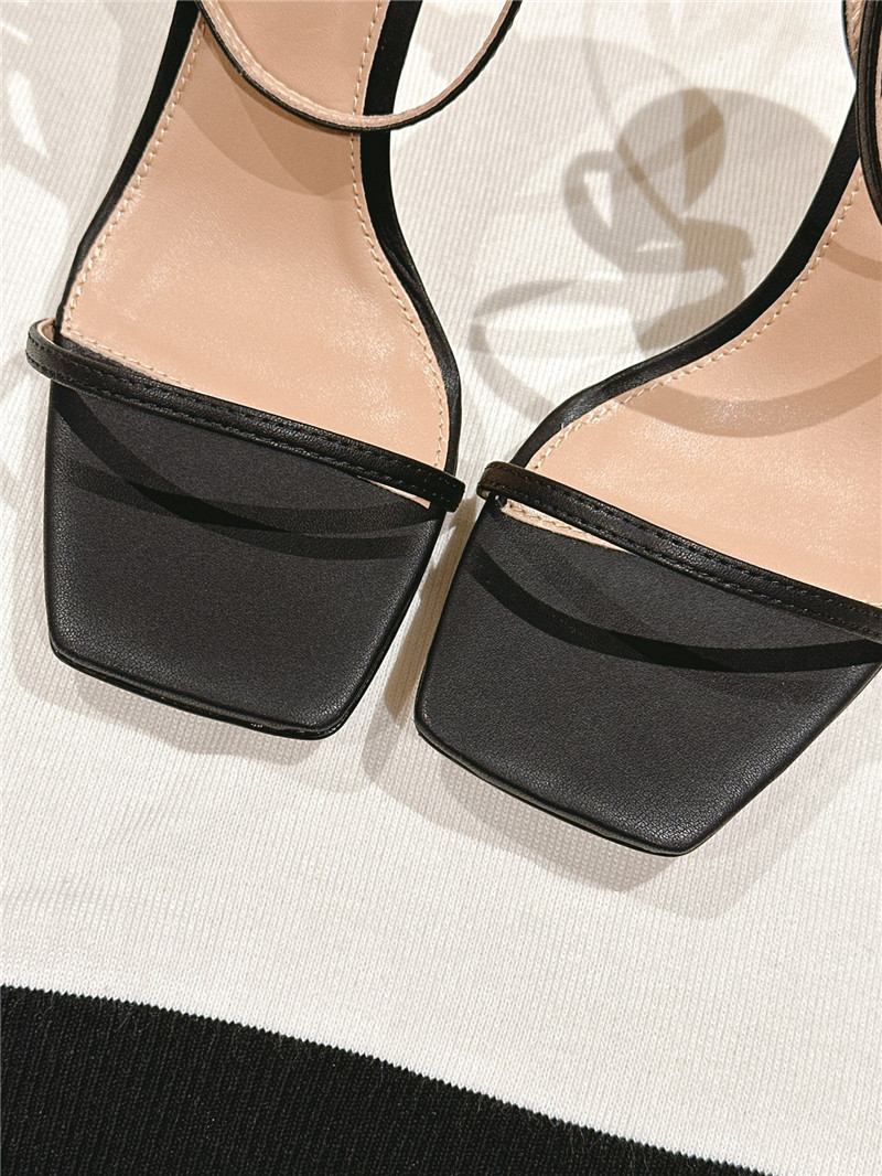 b0tt*ga Ven*ta square toe slippers best replica shoes website