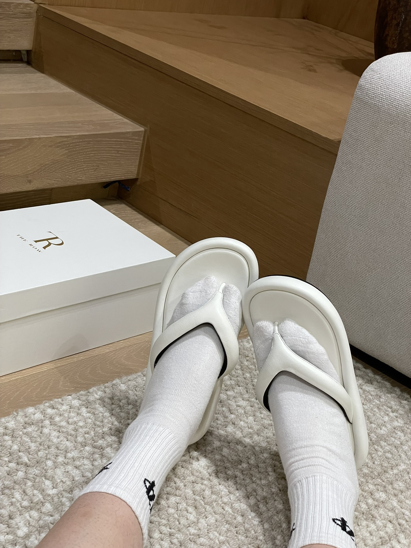 The R0w casual slippers best replica shoes website