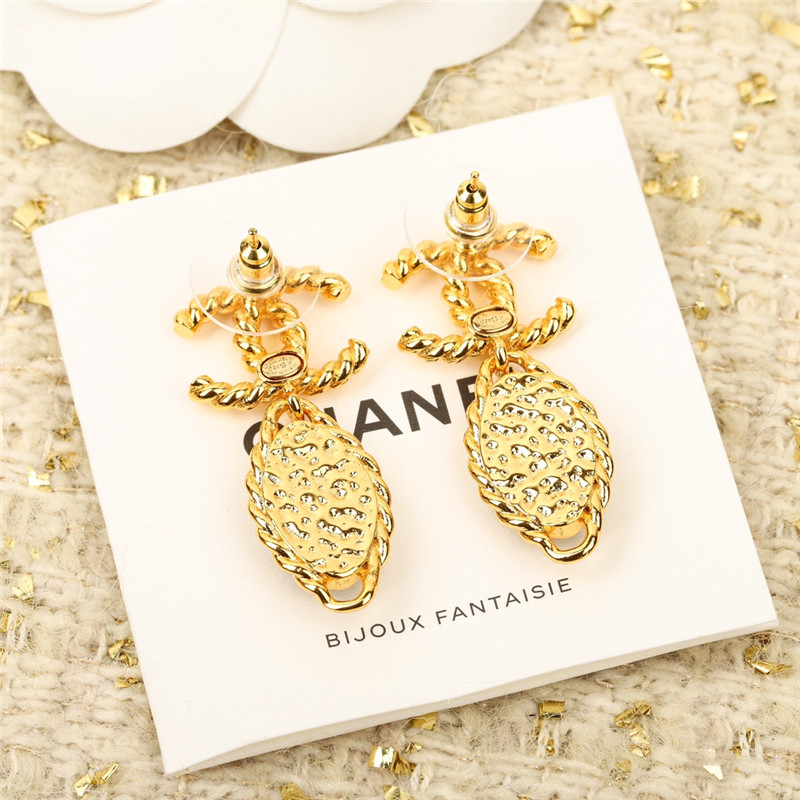 ch**el twisted double c D1am0nd earrings