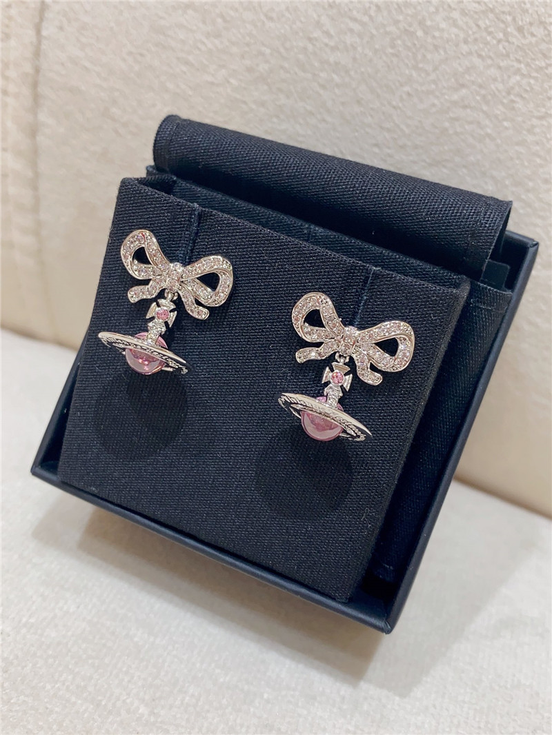 Vivienne Westwood Saturn three-dimensional earrings