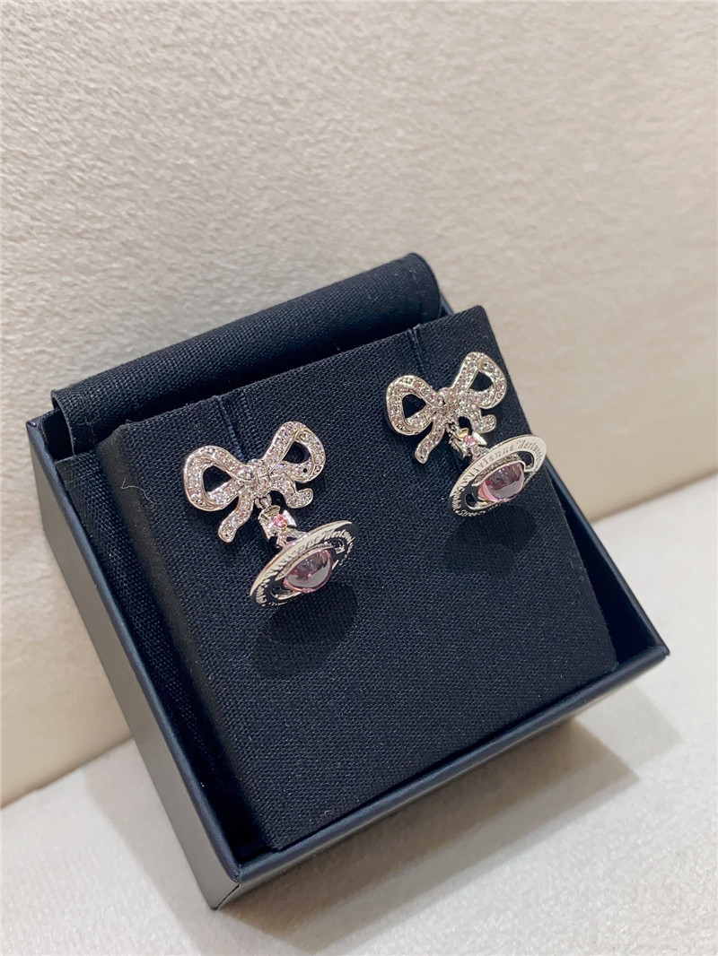 Vivienne Westwood Saturn three-dimensional earrings