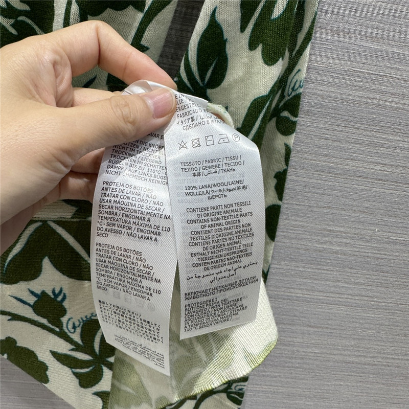 Gvc*1 flower vine print knit cardigan