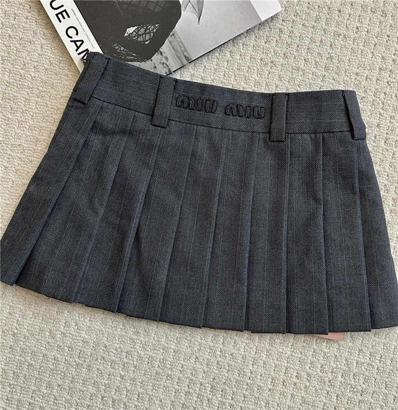 M1um1u new pleated skirt cheap replica designer clothes