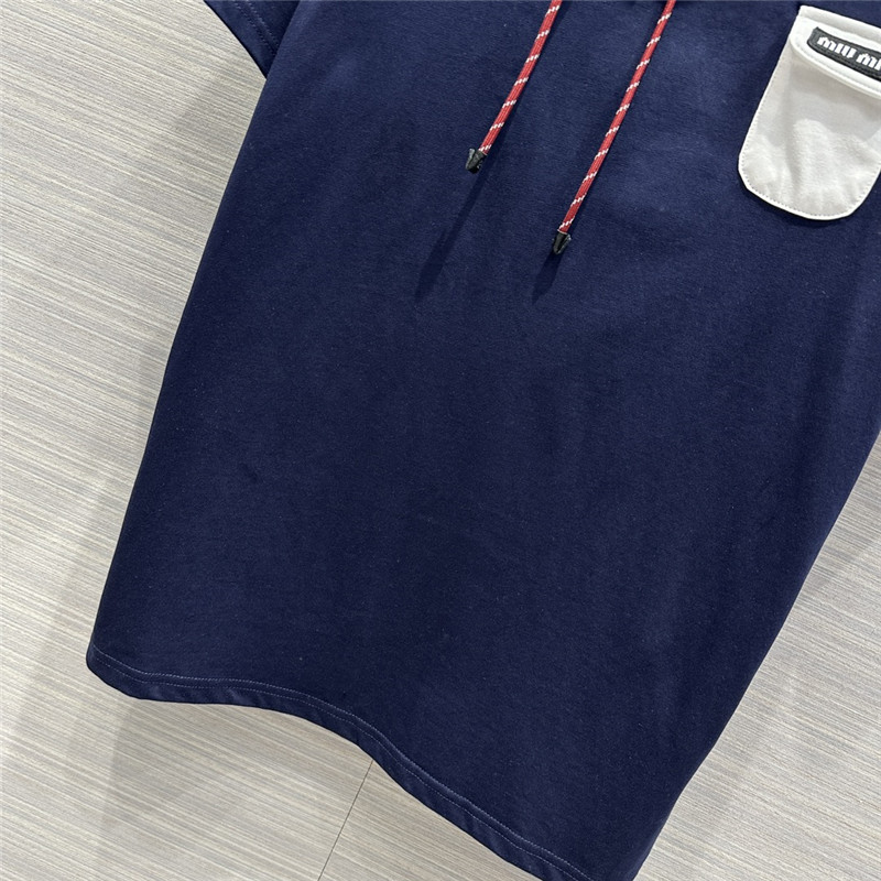 M1um1u necklace design temperament t-shirt replica clothing