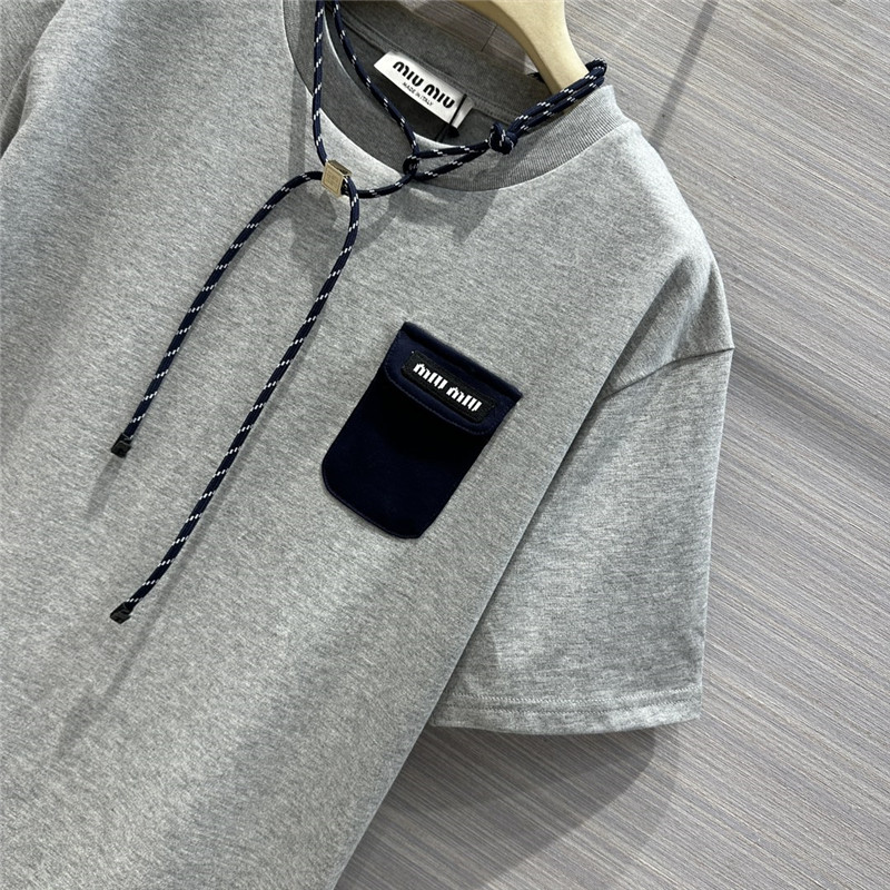 M1um1u necklace design temperament t-shirt replica clothing