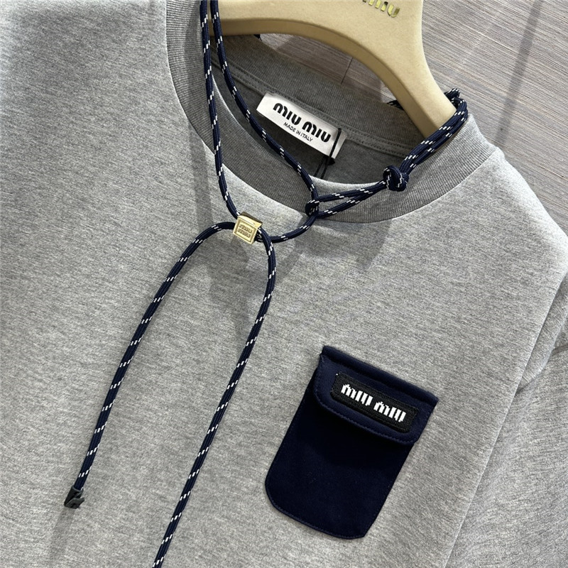 M1um1u necklace design temperament t-shirt replica clothing