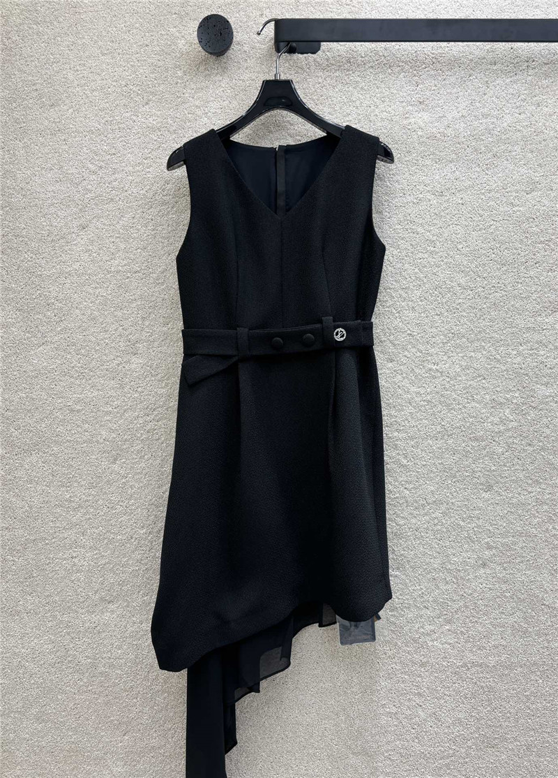 l0vis Vvtt0n lv sleeveless v-neck dress