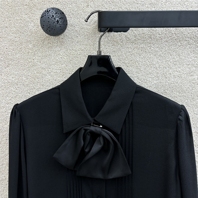 Ce1i*e black bow long sleeve shirt