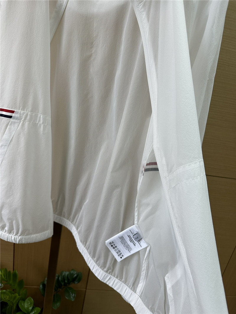 Moncler lightweight anti-tank jacket replicas clothes