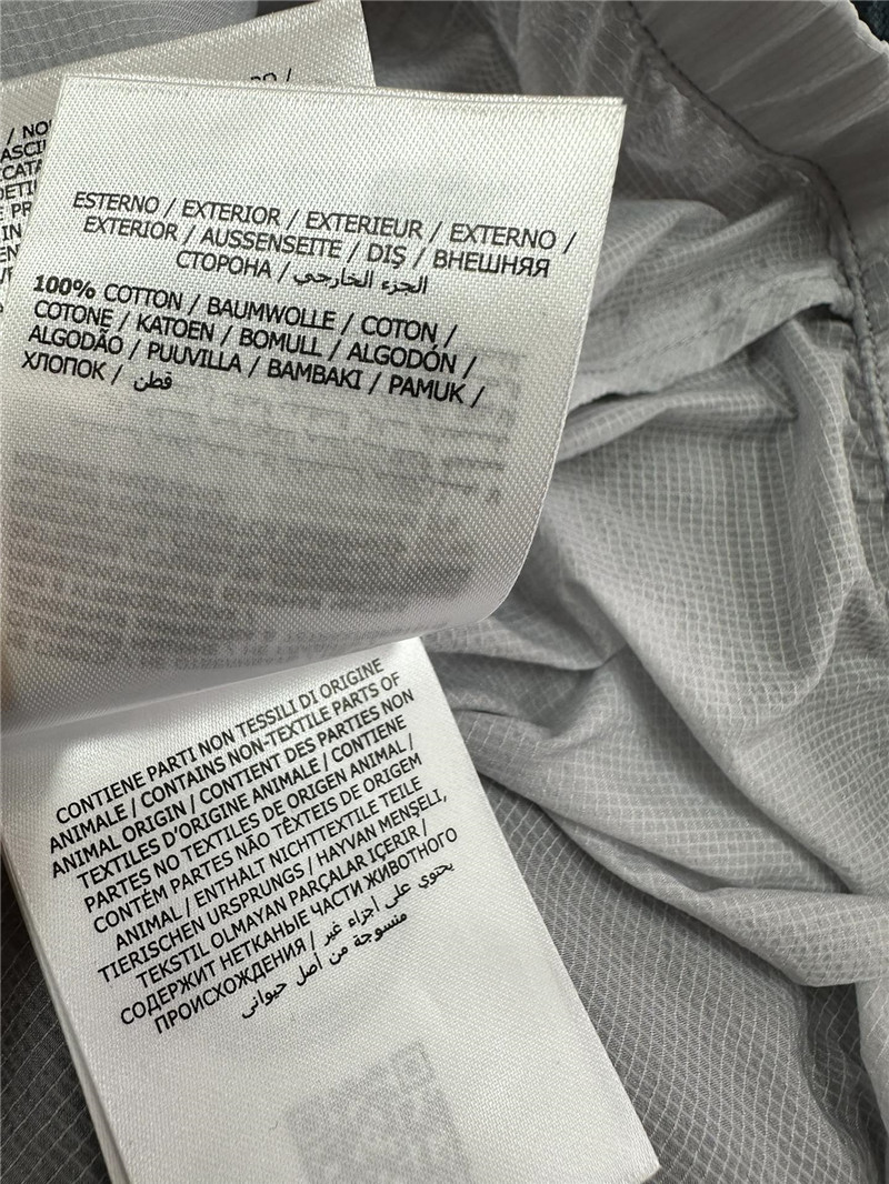 Moncler lightweight anti-tank jacket replicas clothes