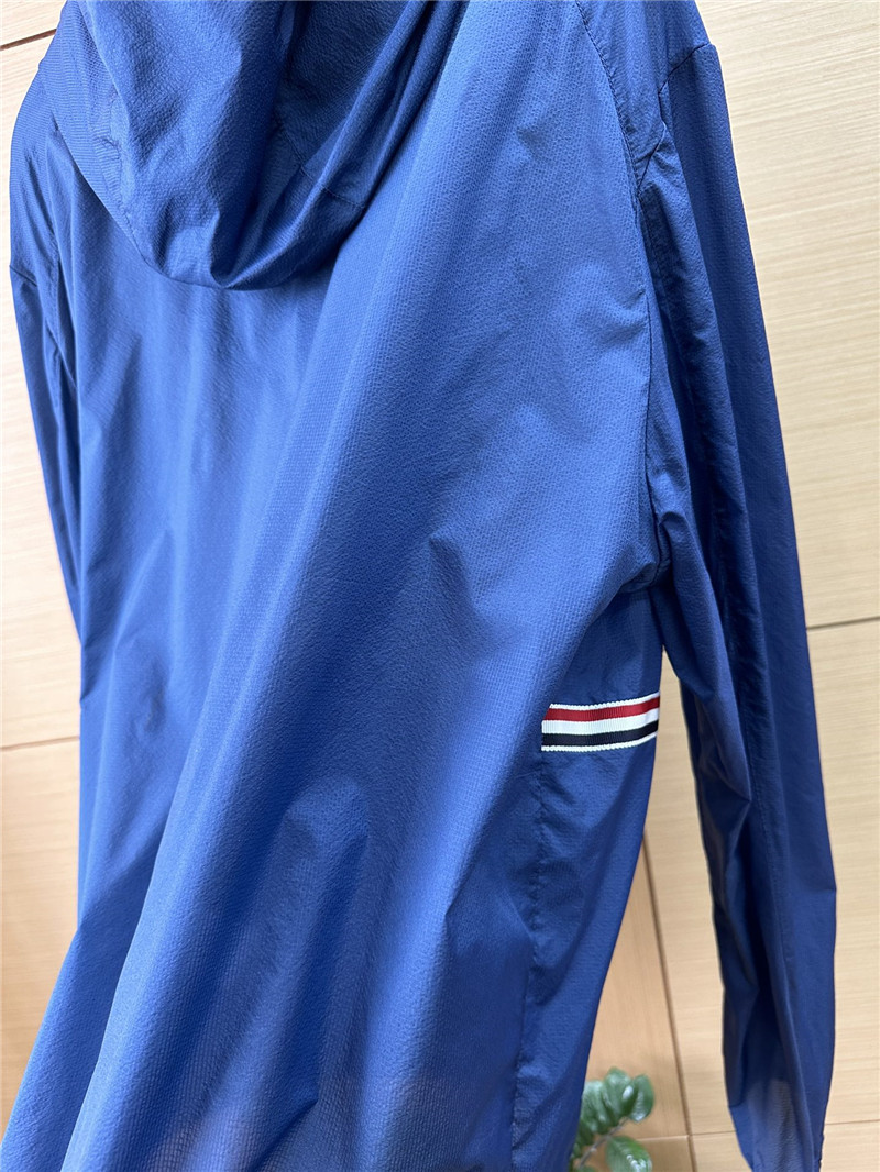 Moncler lightweight anti-tank jacket replicas clothes