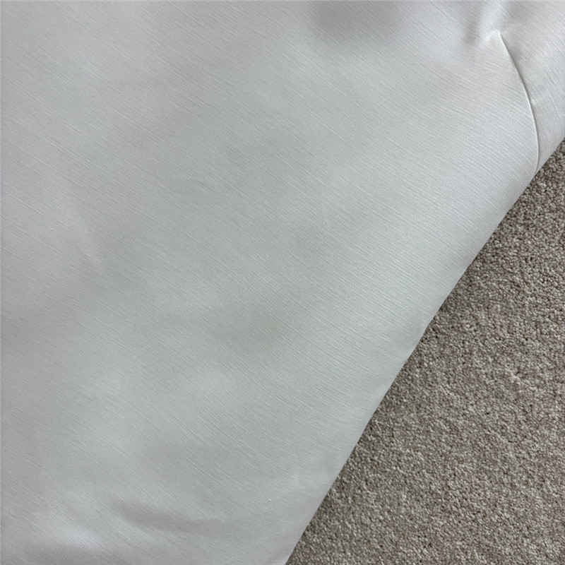 Va1e*ntin0 v button sleeveless dress replica clothing sites