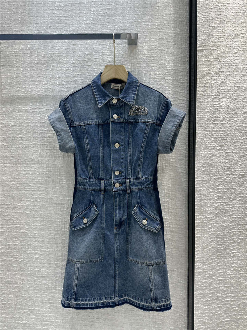 a1exa*der Mcqv*en roll sleeve denim dress replicas clothes