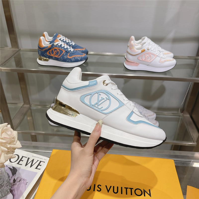 l0vis Vvtt0n lv run away sneakers in light blue