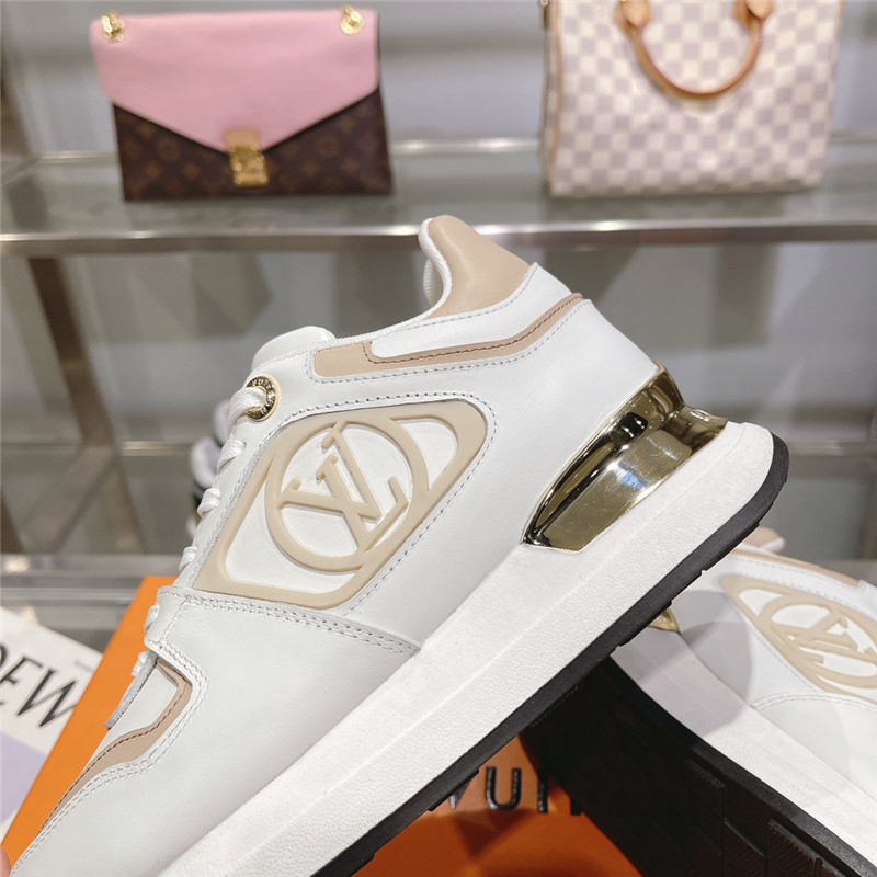 l0vis Vvtt0n lv run away sneakers in gold