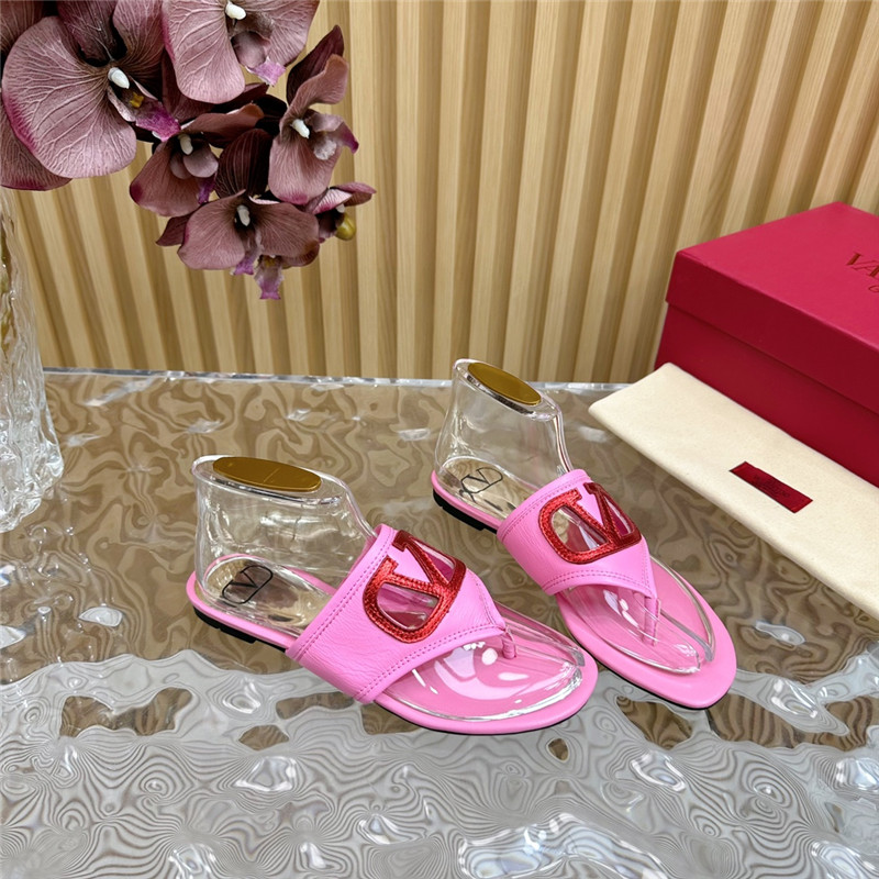 va1e*ntin0 hollow logo slippers Marg*e1a replica shoes