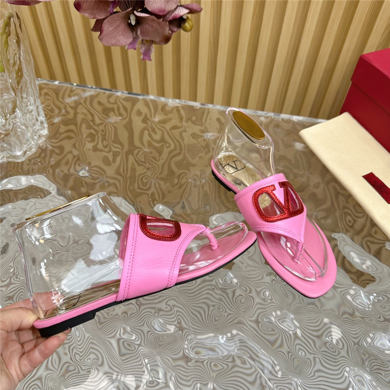 va1e*ntin0 hollow logo slippers Marg*e1a replica shoes