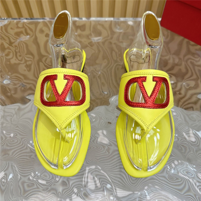 va1e*ntin0 hollow logo slippers Marg*e1a replica shoes