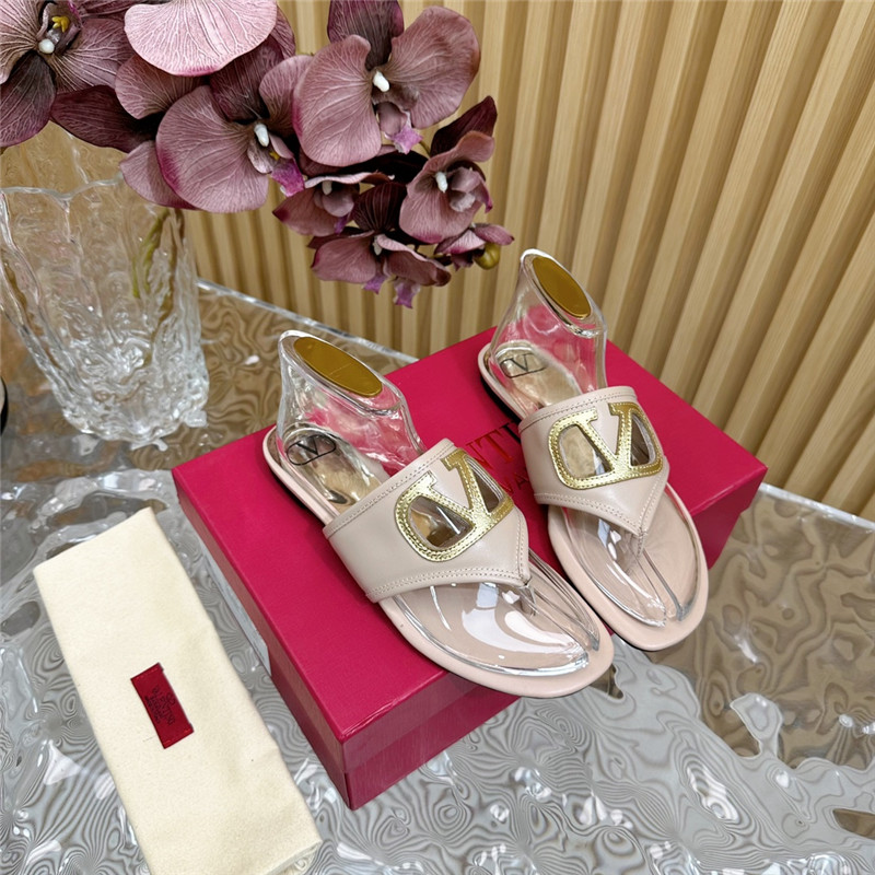 va1e*ntin0 hollow logo slippers Marg*e1a replica shoes