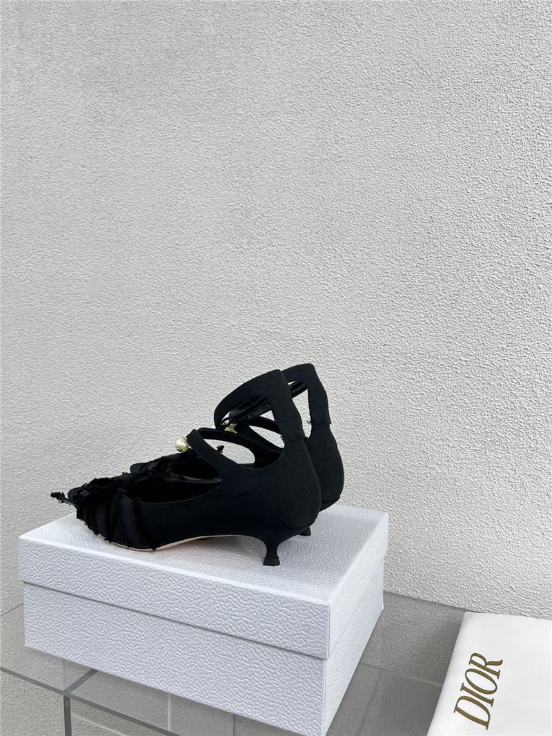 D10r bow cd embroidery series sandals best replica shoes website