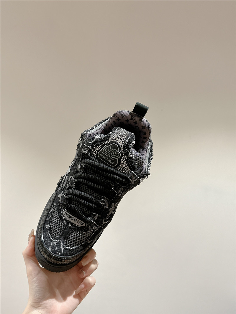 luxury l0vis vvtt0n lv D1am0nd skate trainers