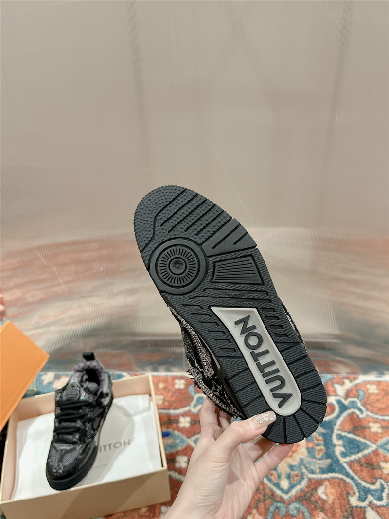 luxury l0vis vvtt0n lv D1am0nd skate trainers