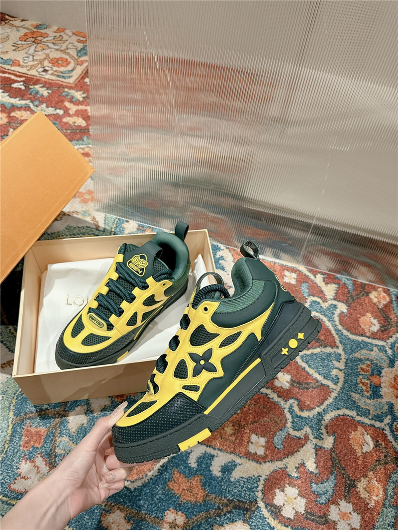 l0vis Vvtt0n lv skate trainers in bold green