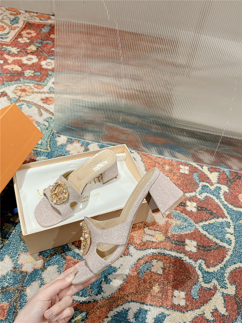 l0vis vvtt0n lv thick heel sandals ma1s0n Marg*e1a replica shoes