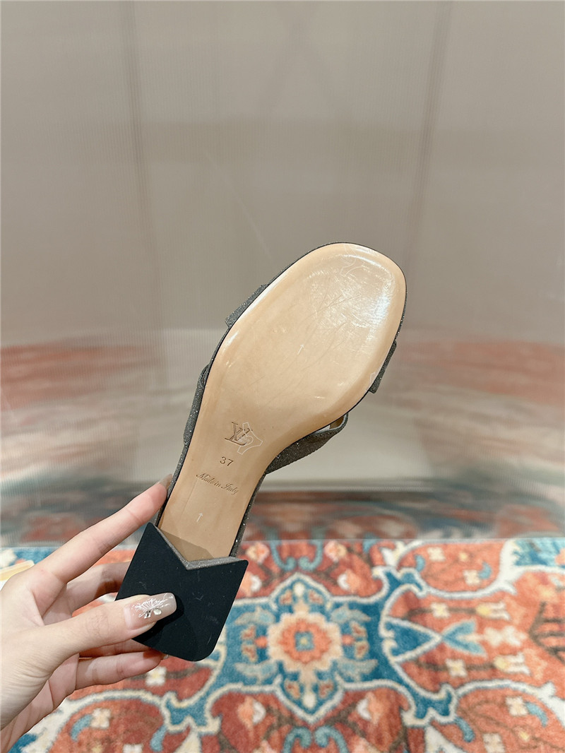 l0vis vvtt0n lv thick heel sandals ma1s0n Marg*e1a replica shoes