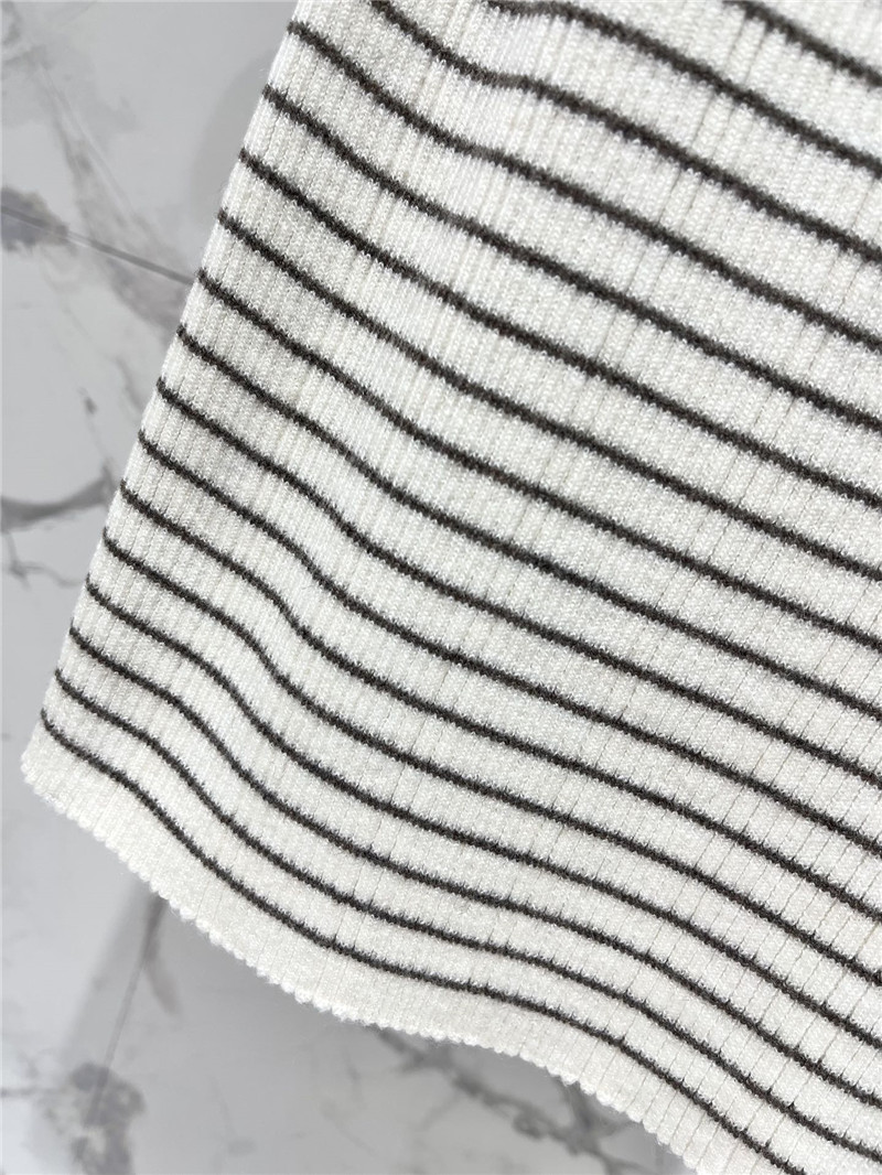 M1um1u striped intercolor vest replica clothing