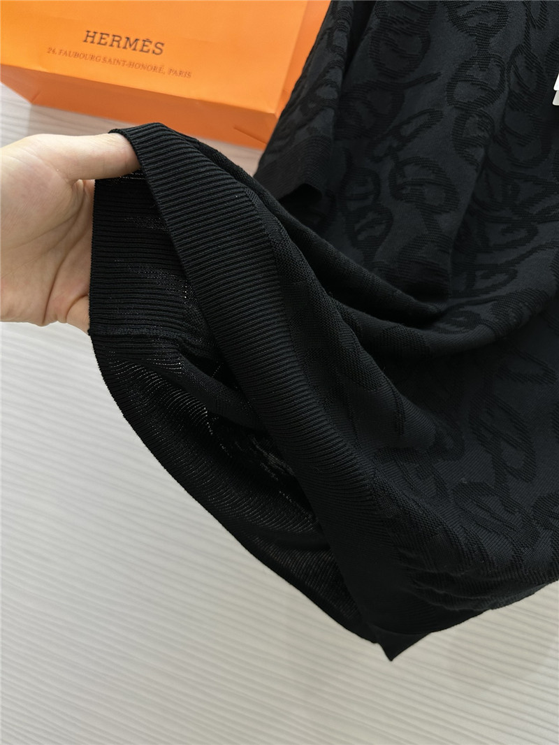 H**me5 dark pattern short sleeve top replica clothing sites