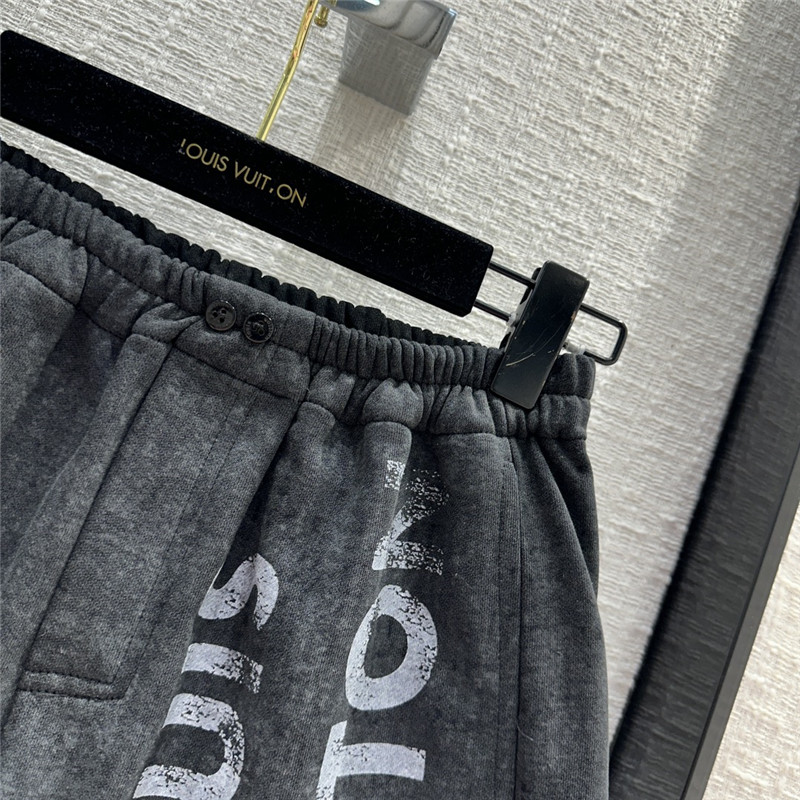 l0vis Vvtt0n lv printed logo sports suit replica clothes