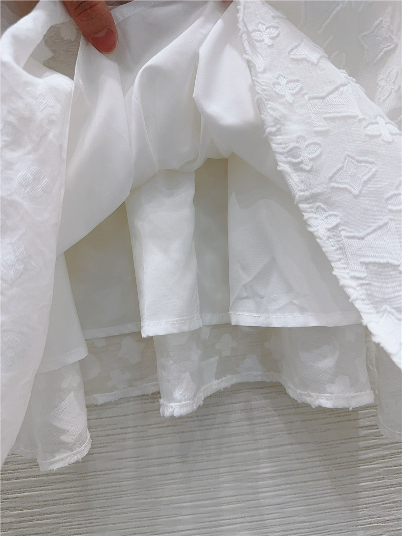 l0vis Vvtt0n lv small flying sleeve dress replica d&g clothing