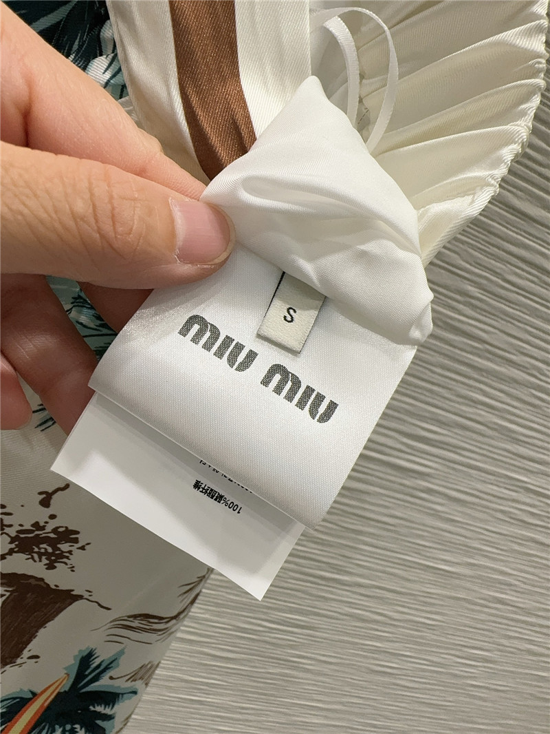 M1um1u new skirt cheap replica designer clothes