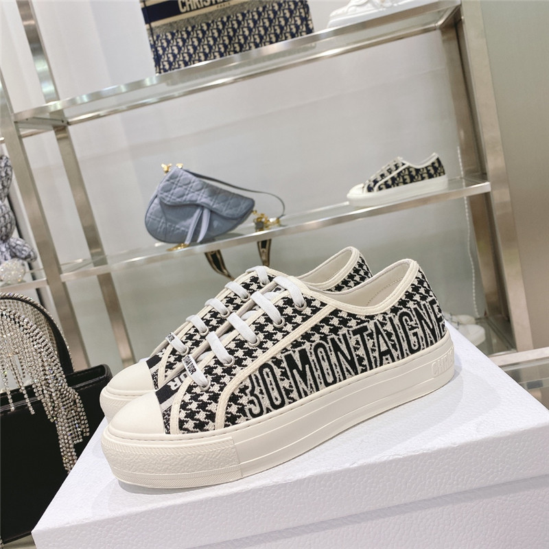 D10r canvas walk’n sneakers