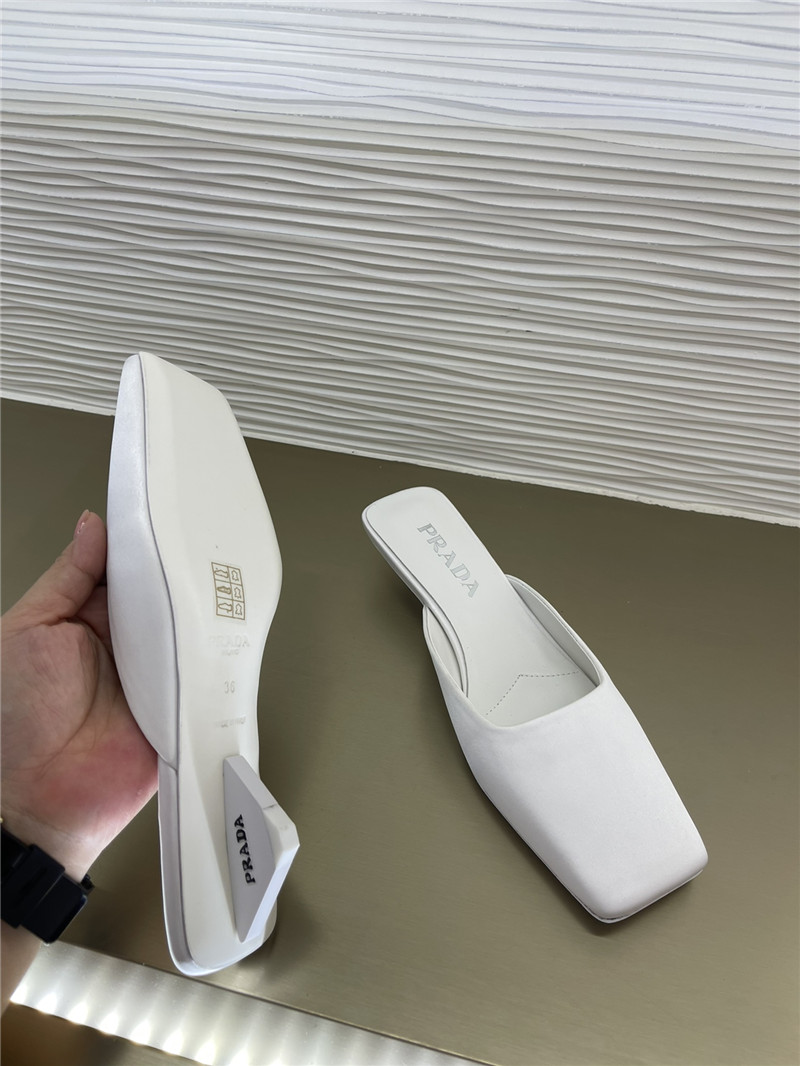 Pra*a genuine leather injection logo and semi-trail replica shoes